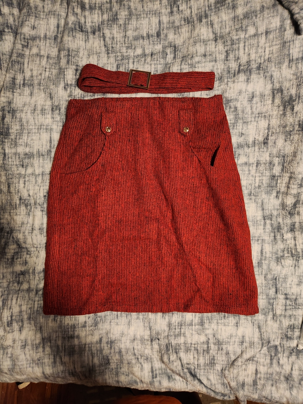 SHEIN Red Knit Mini Skirt with Matching Belt
